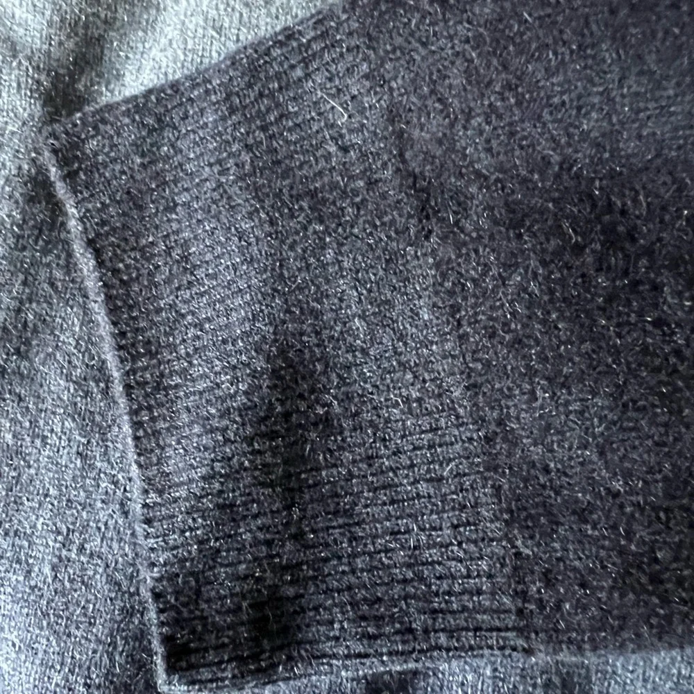 Men’s Saks Fifth Ave. Blue Ombre Cashmere Crewneck Sweater Size: XL  MSRP: $275 - Picture 5 of 6